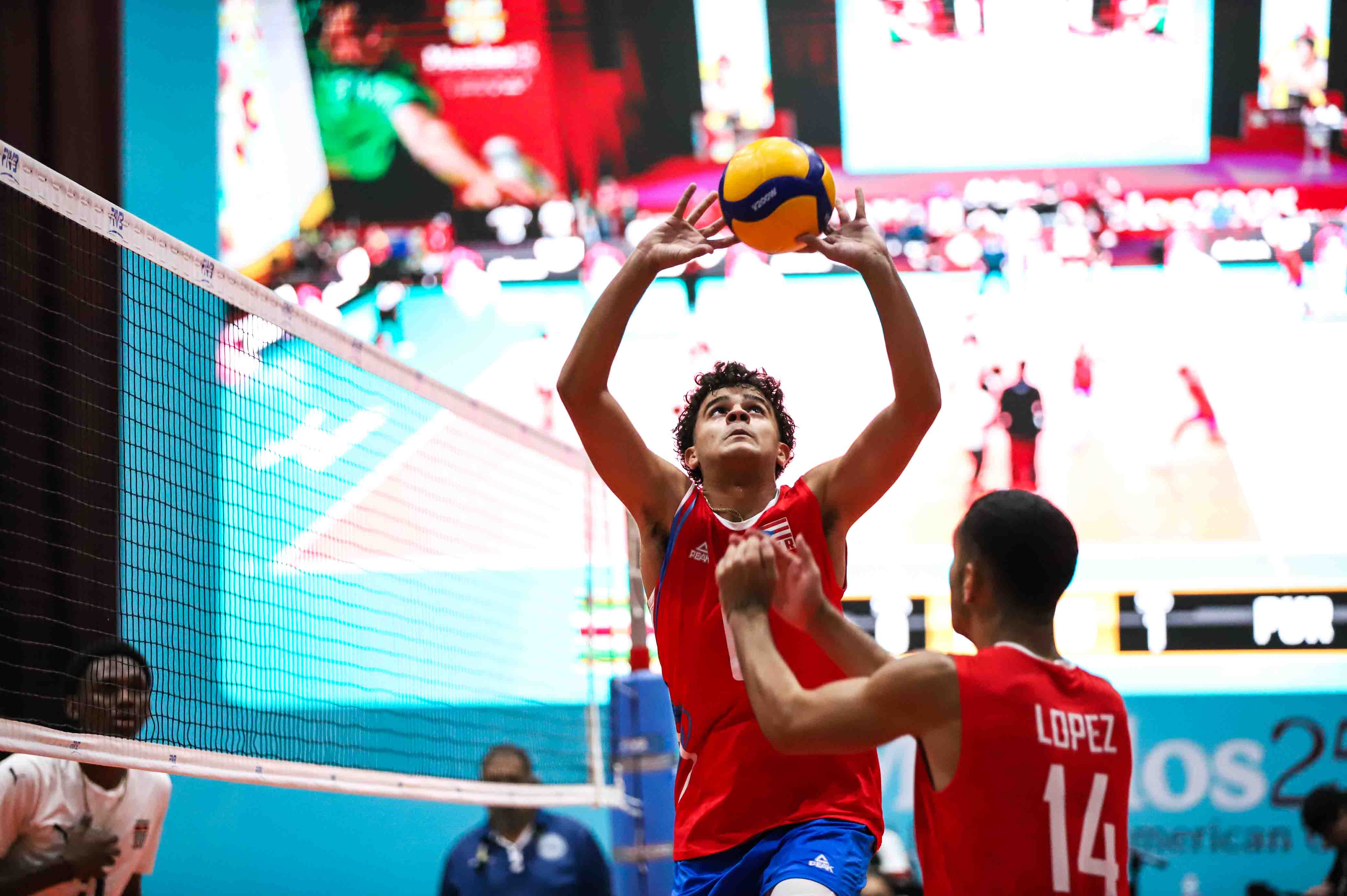J12725OSE SORIANO SETTING FOR PUERTO RICO.jpg